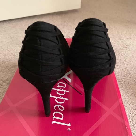 High heels - Picture 2 of 7